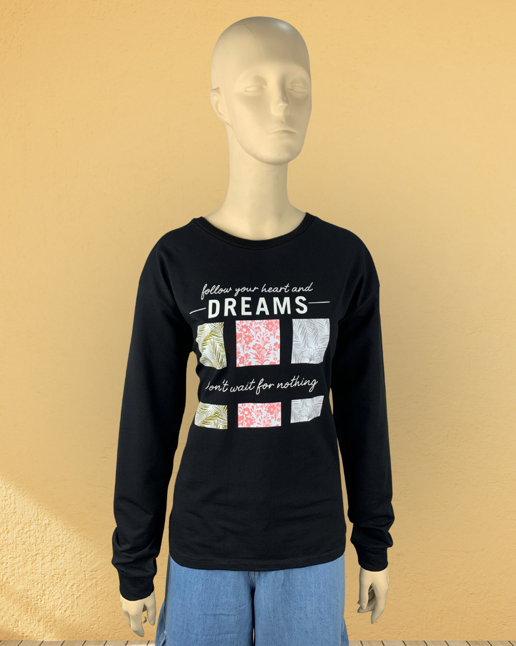 Dreams Graphic T-Shirt