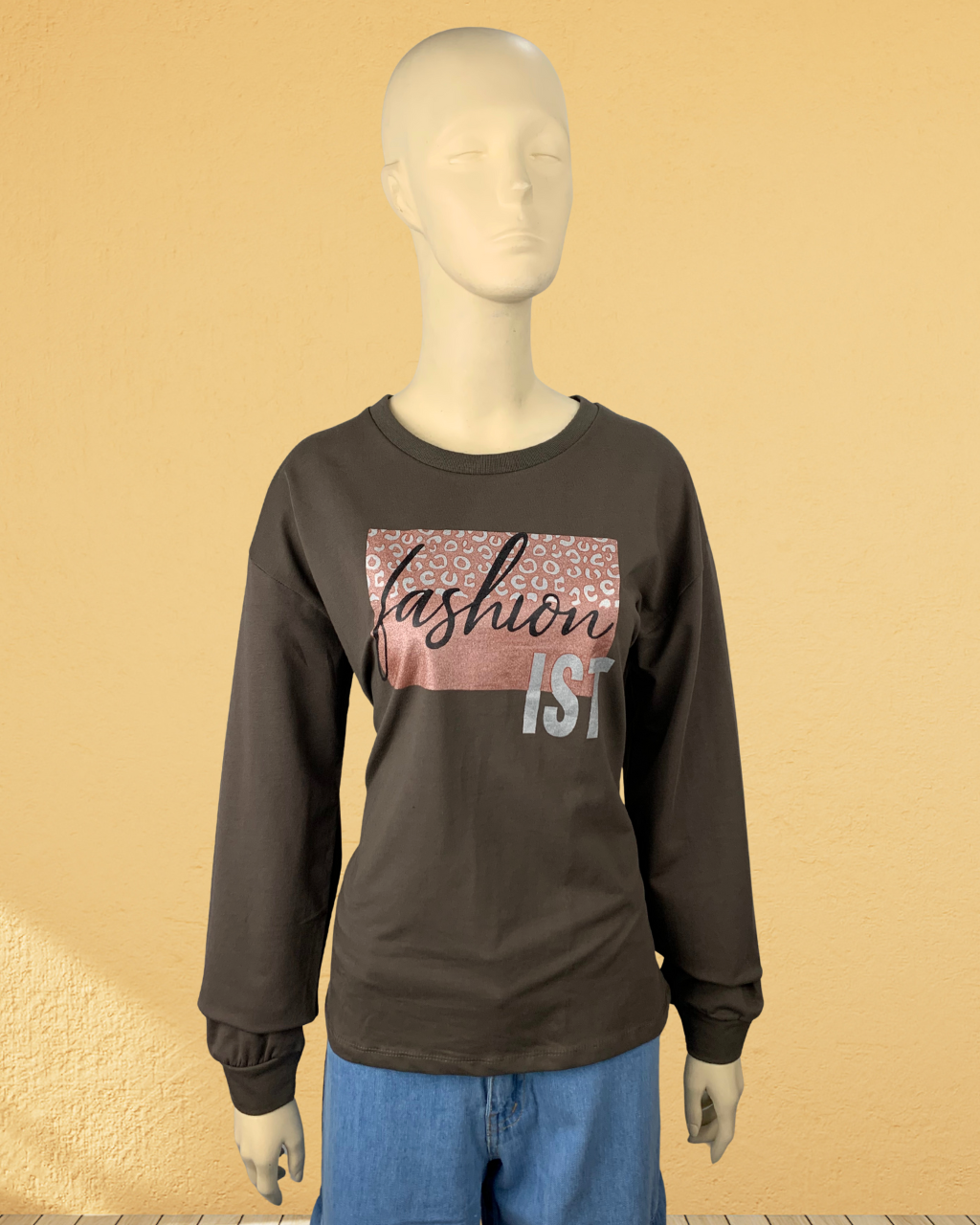Fashionist Graphic T-Shirt