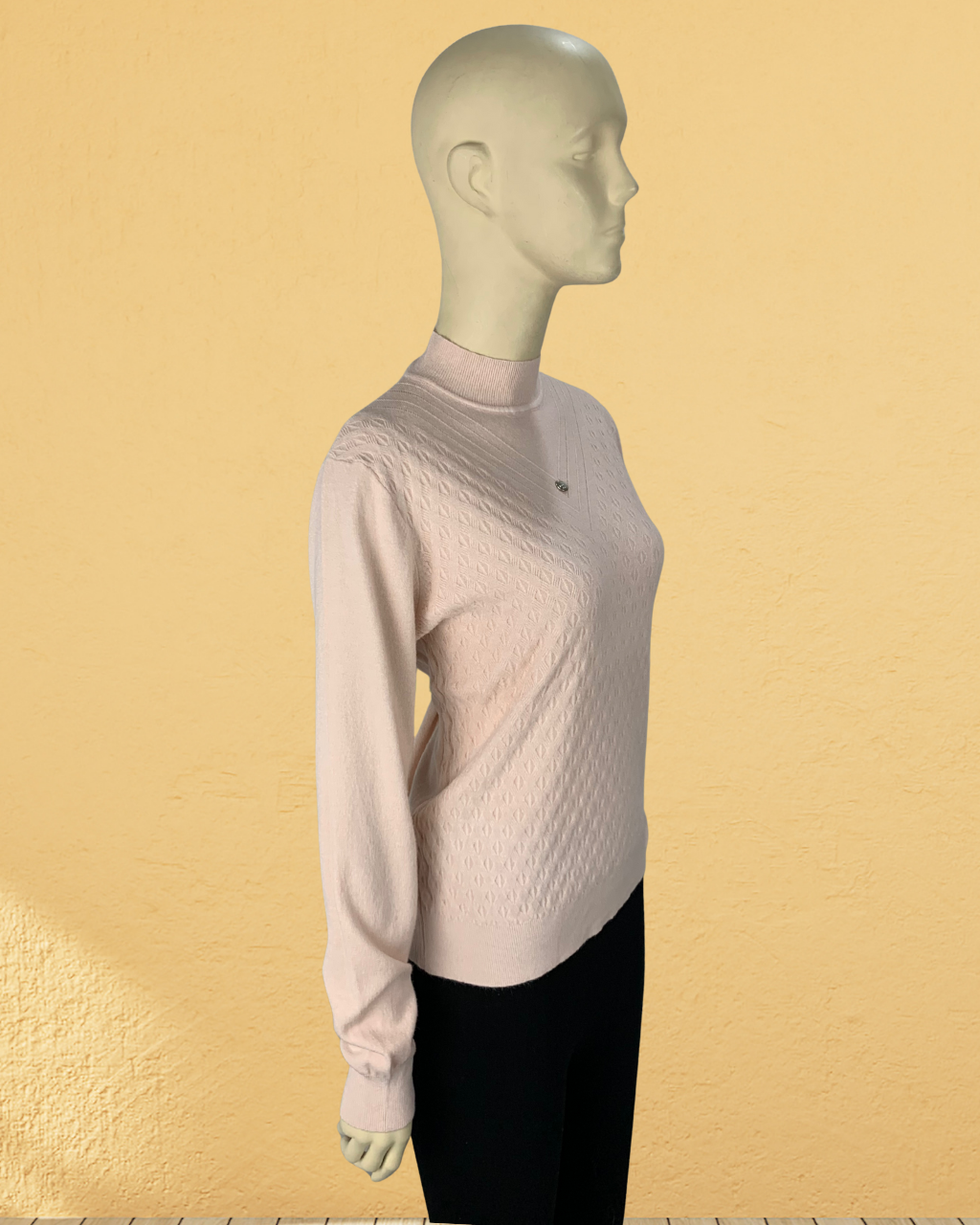 Sweater with Diamond Design