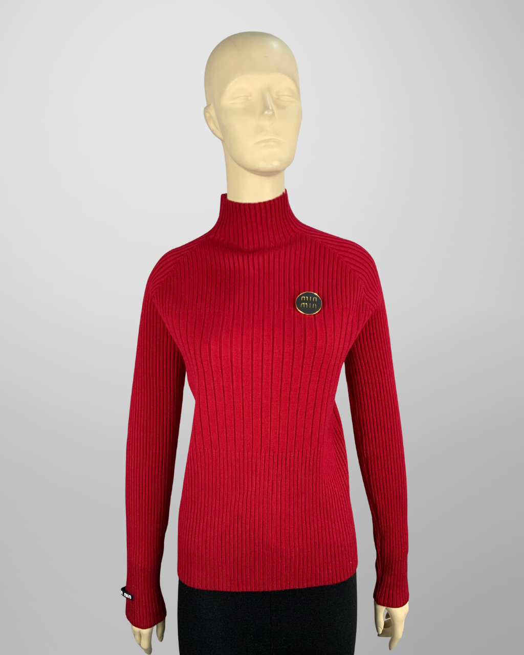 Min Min Badge Turtle Neck